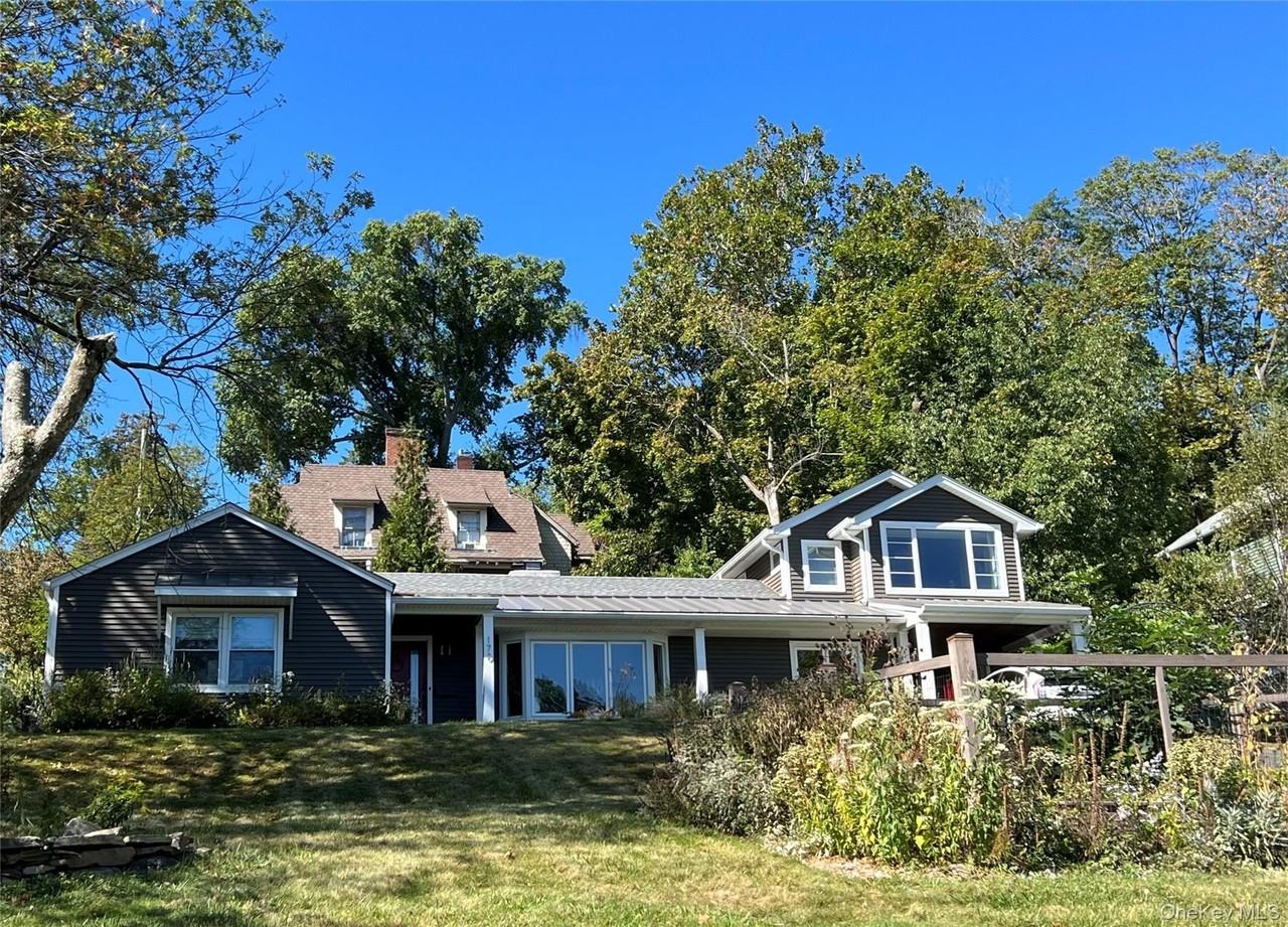 170 N Franklin St - Photo 2 of 30