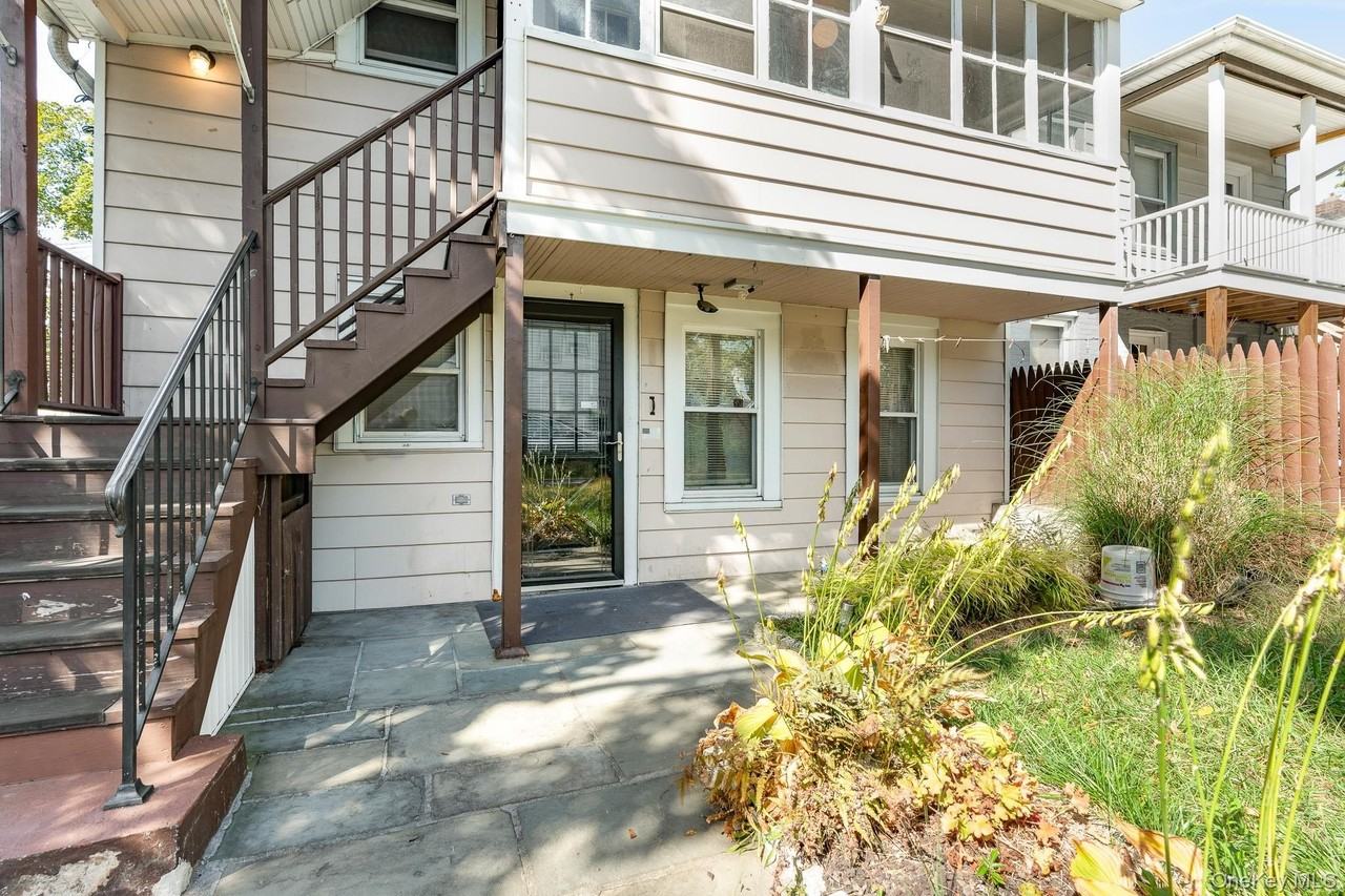 49 Delafield St #1 - Photo 4 of 24