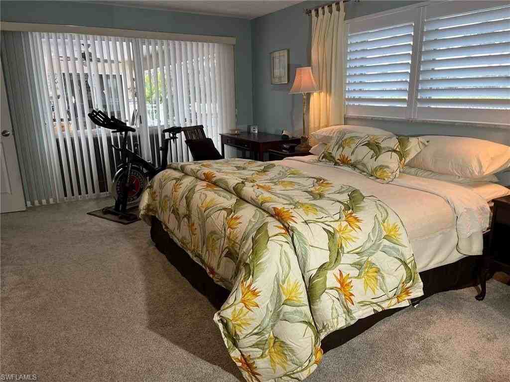 677 18th Ave S - Photo 7 of 28