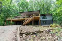 206 Newcomb Rd - Photo 1 of 1