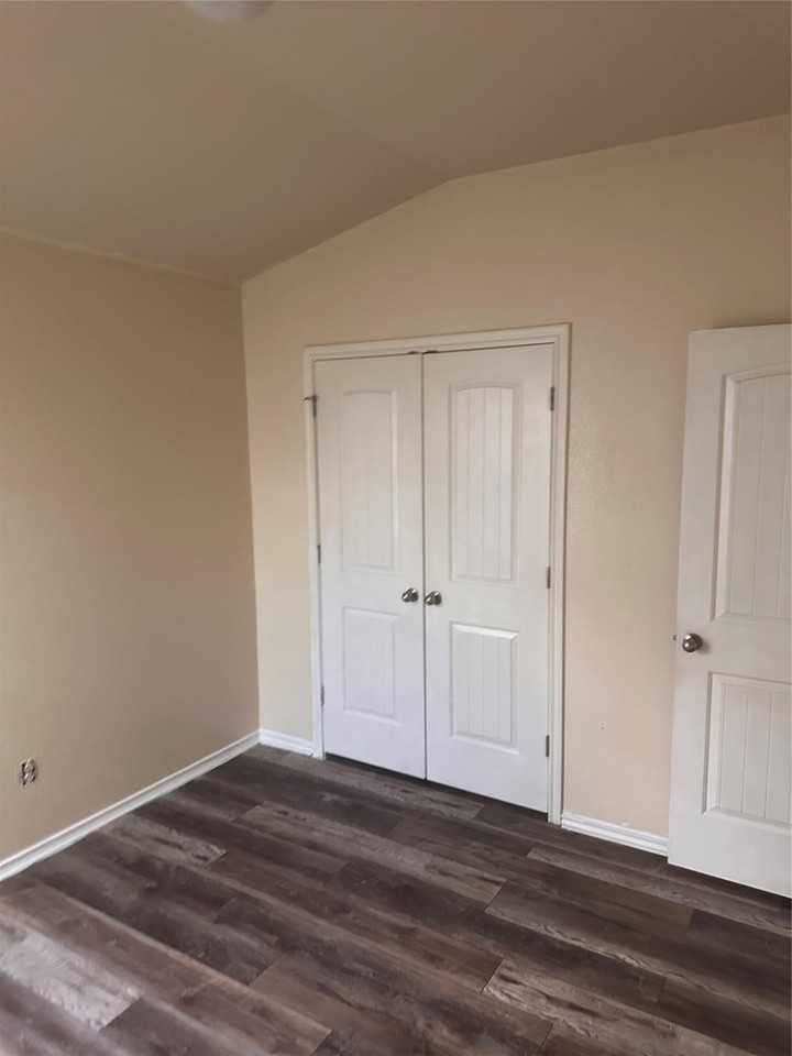 13004 Tinker St - Photo 5 of 14