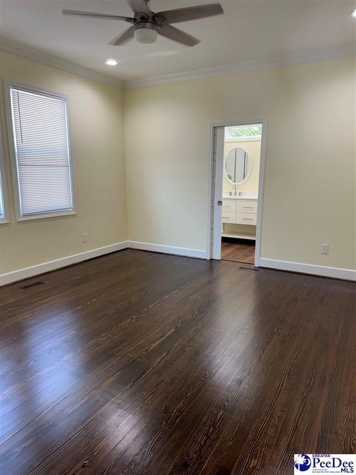 203 S Franklin Dr - Photo 2 of 10