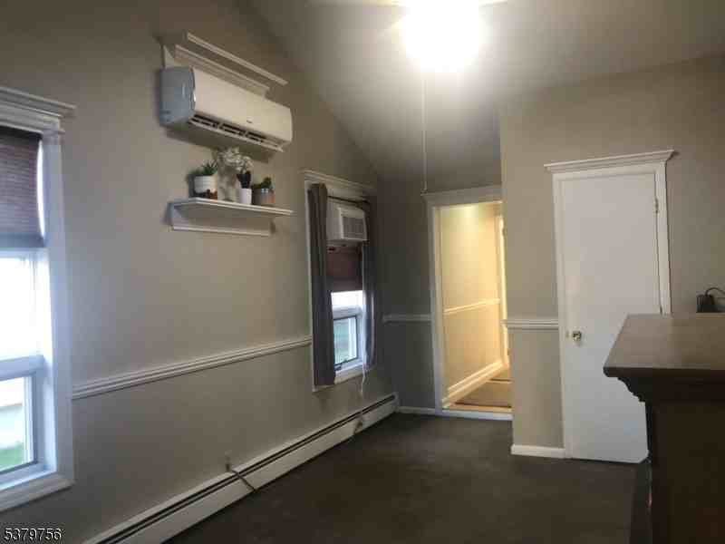 29 Manito Ave - Photo 7 of 15