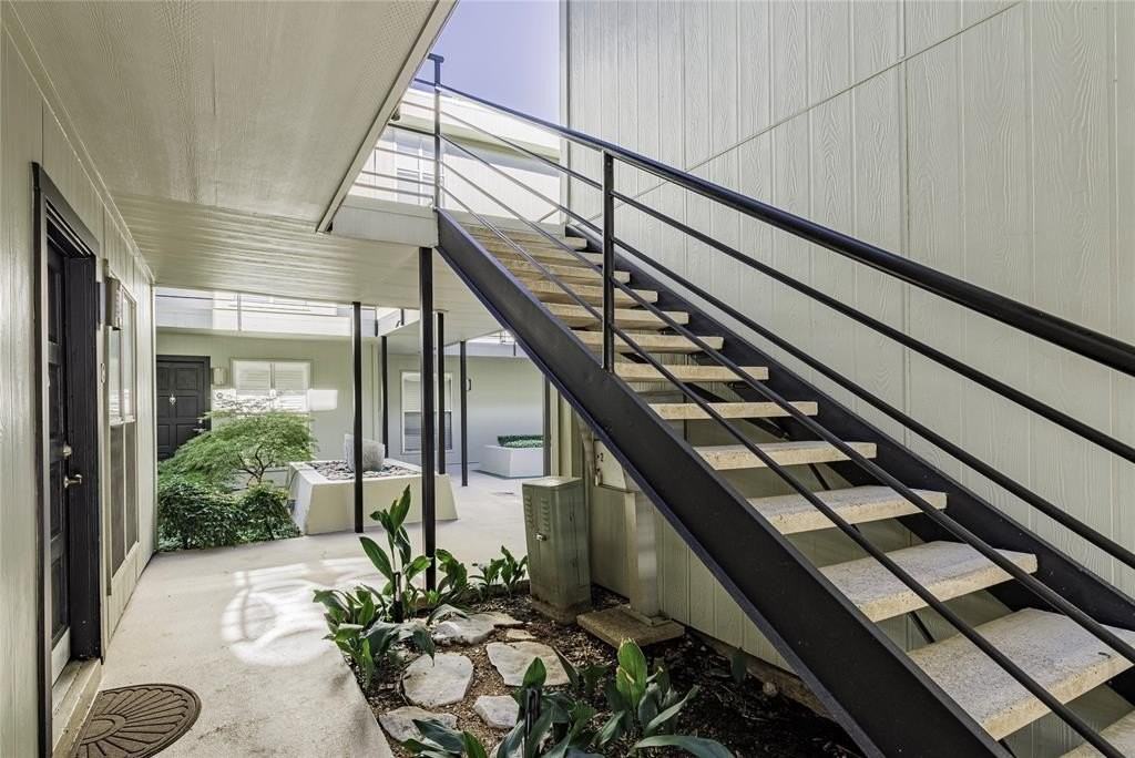 4211 Holland Ave #208 - Photo 2 of 26