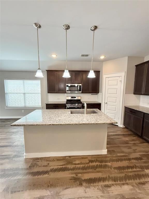 9000 Dameron Lane - Photo 6 of 32