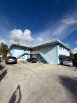1021 Nw 45th St #5 - Photo 1 of 1