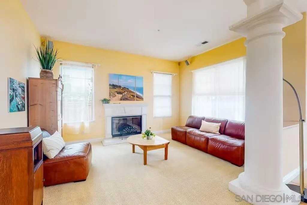 863 Starflower Rd - Photo 2 of 23