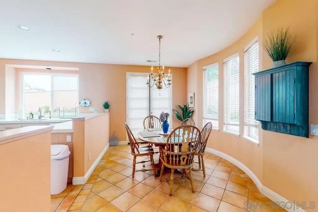 863 Starflower Rd - Photo 5 of 23