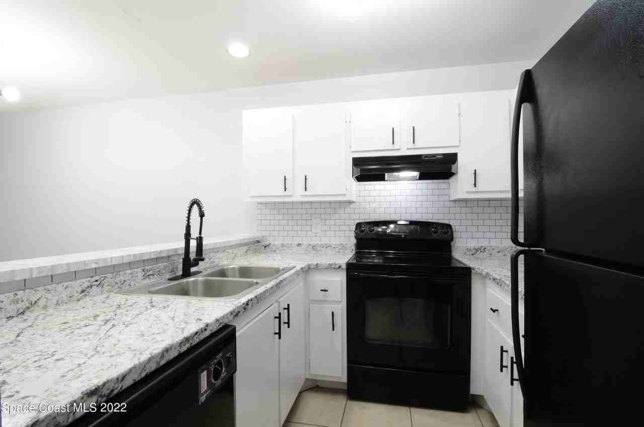 3165 South St Apt 216 #216 - Photo 5 of 34