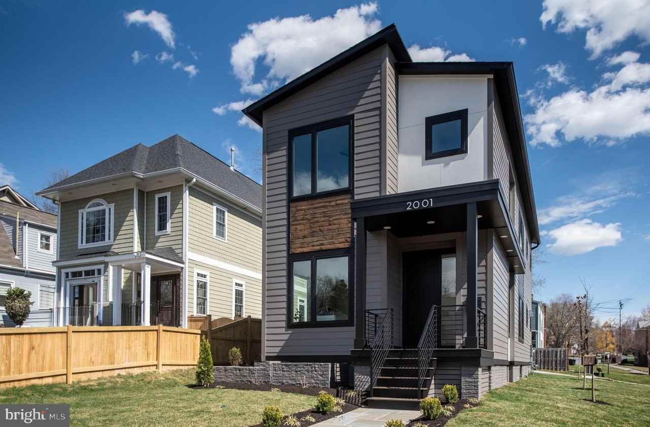 2001 N George Mason Dr - Photo 4 of 50