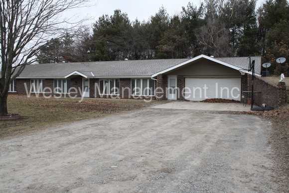 1521 W Eisenhower Rd - Photo 2 of 19