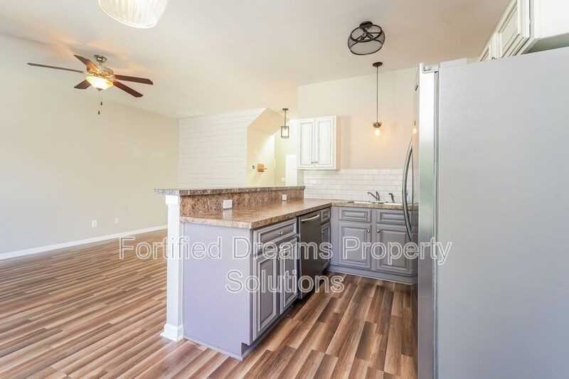 307 Skiles Hts #I - Photo 3 of 21