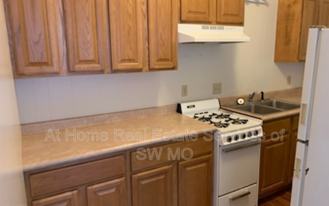 1628 N Benton Ave #9 - Photo 1 of 1