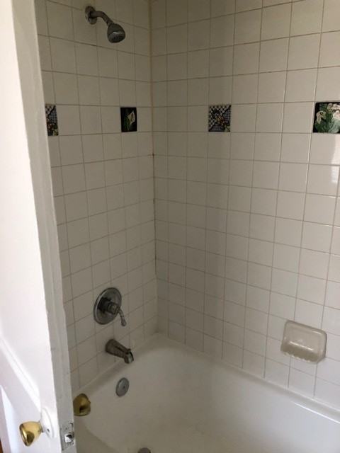 Courtyard on Main, Apartments - Photo 4 of 4