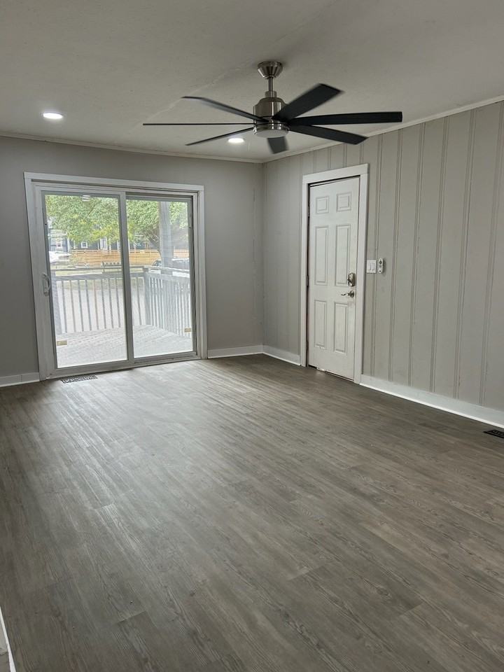 309 Maple Street - Photo 3 of 18