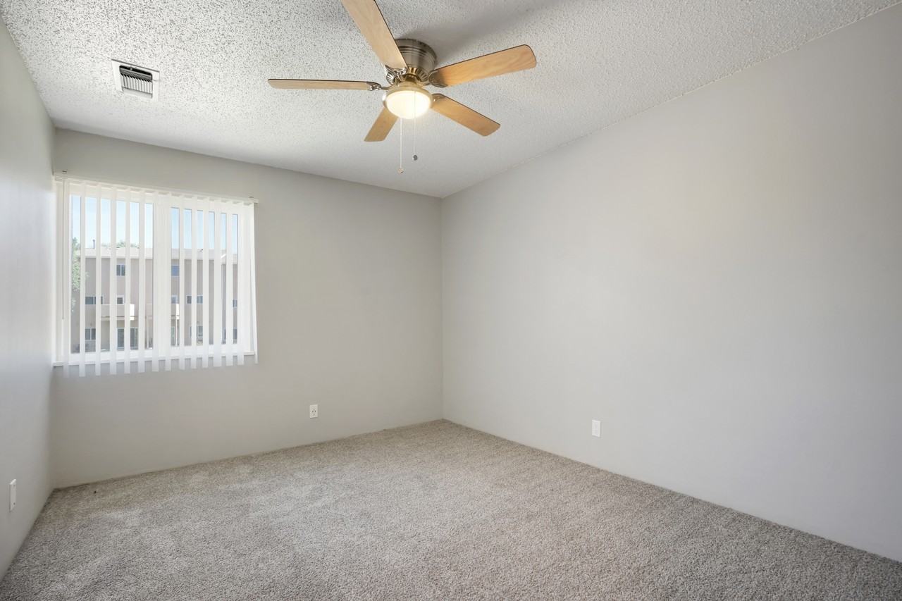 1803 Prairie Road - Photo 2 of 50