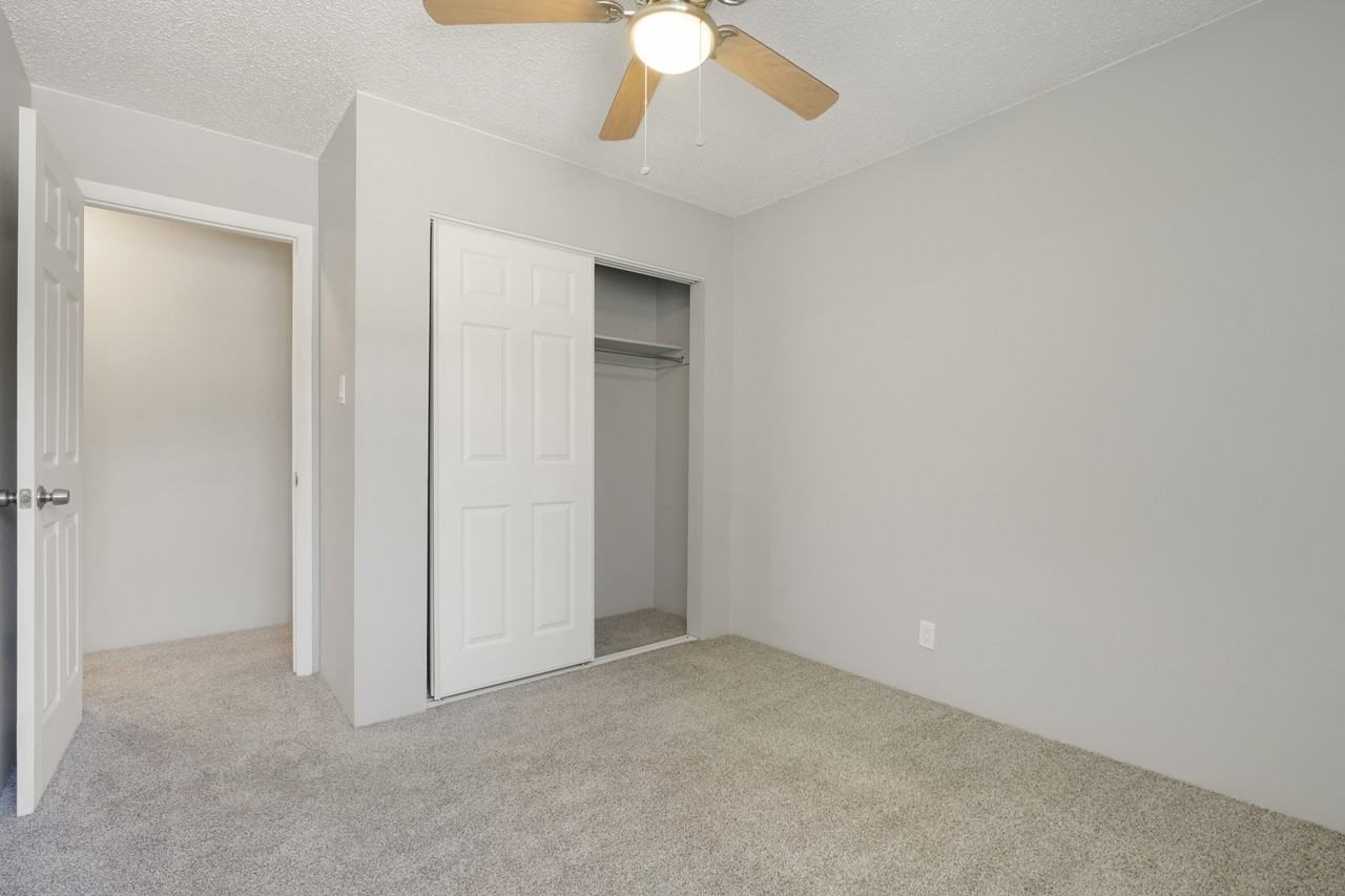 1803 Prairie Road - Photo 6 of 50