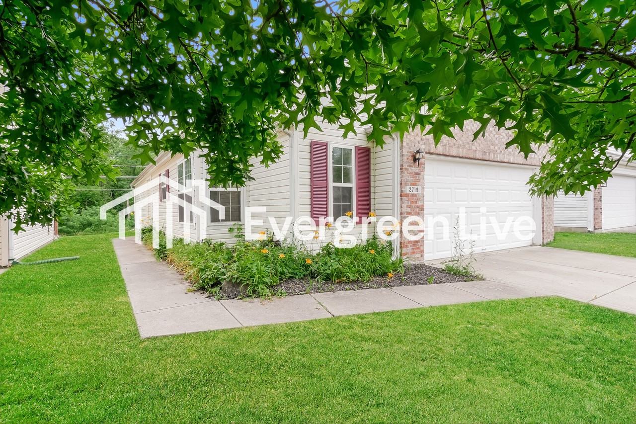 2719 Wortham Way - Photo 2 of 15