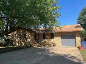 215 W Highland St - Photo 1 of 1