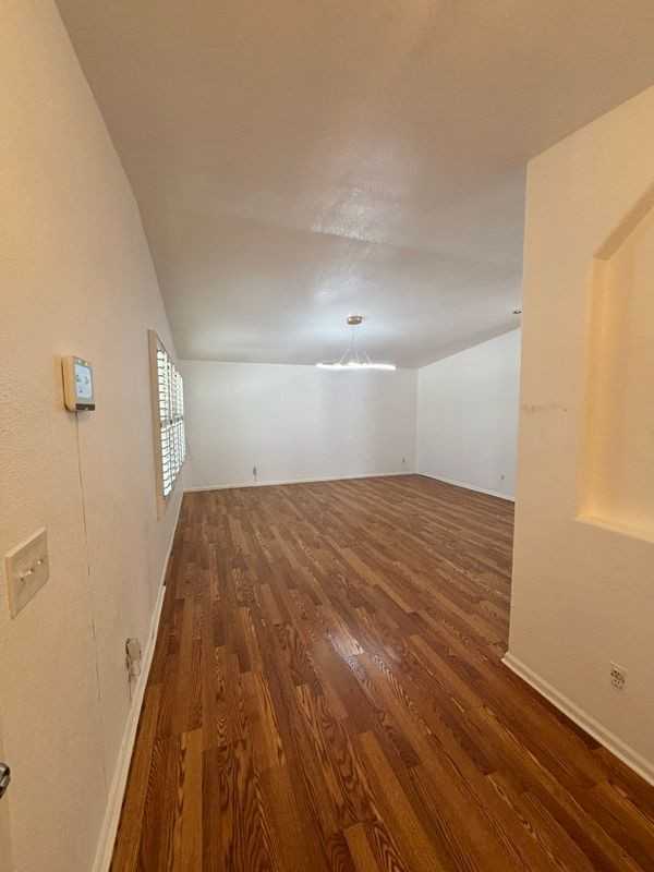 1225 N Alessandro St - Photo 3 of 20