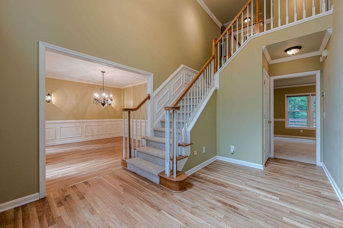 461 Braidwood Walk Nw - Photo 6 of 47