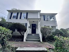 featured image of 120 Bleeker Street