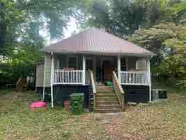 featured image of 1326 E Harper Ave #NA