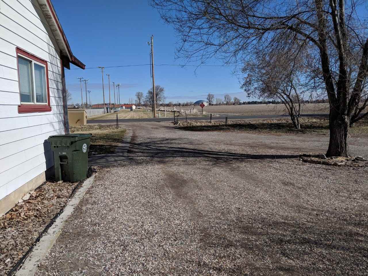 1974 Cromwell Ln #NA - Photo 2 of 47