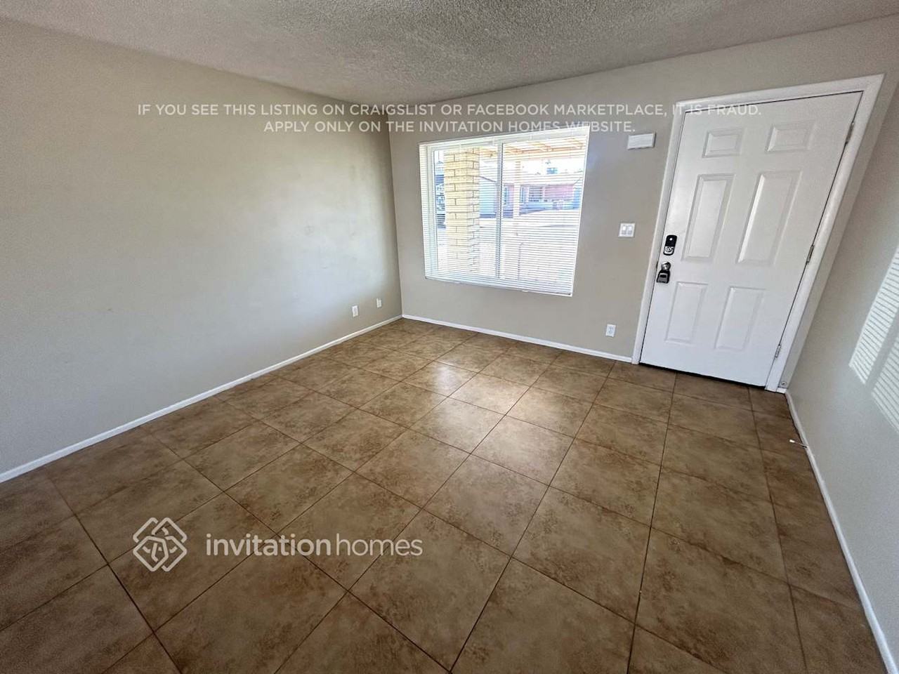 12663 N 47th Dr - Photo 4 of 19