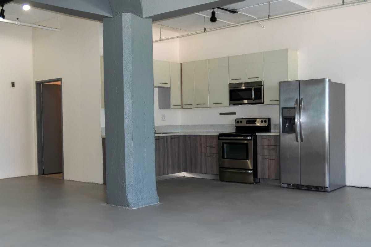 837 Traction Ave - Photo 6 of 27