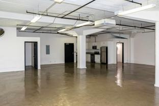 837 Traction Ave - Photo 1 of 1