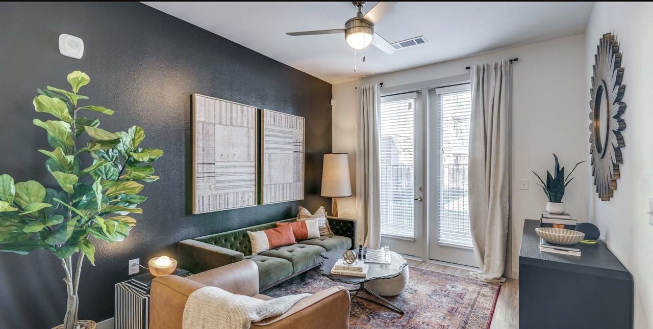 Gateway Blvd & Whaley Dr #1311 - Photo 3 of 39