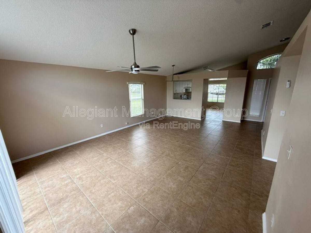 1448 Avleigh Circle - Photo 2 of 10