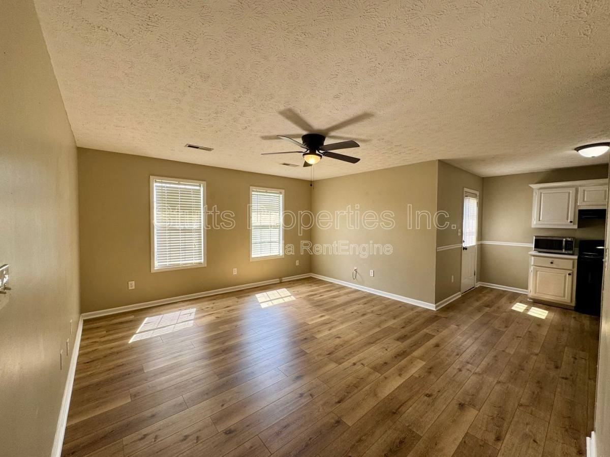 113 Lincoln Avenue - Photo 2 of 7