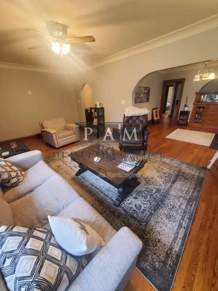 540 N 65th St - Photo 2 of 10