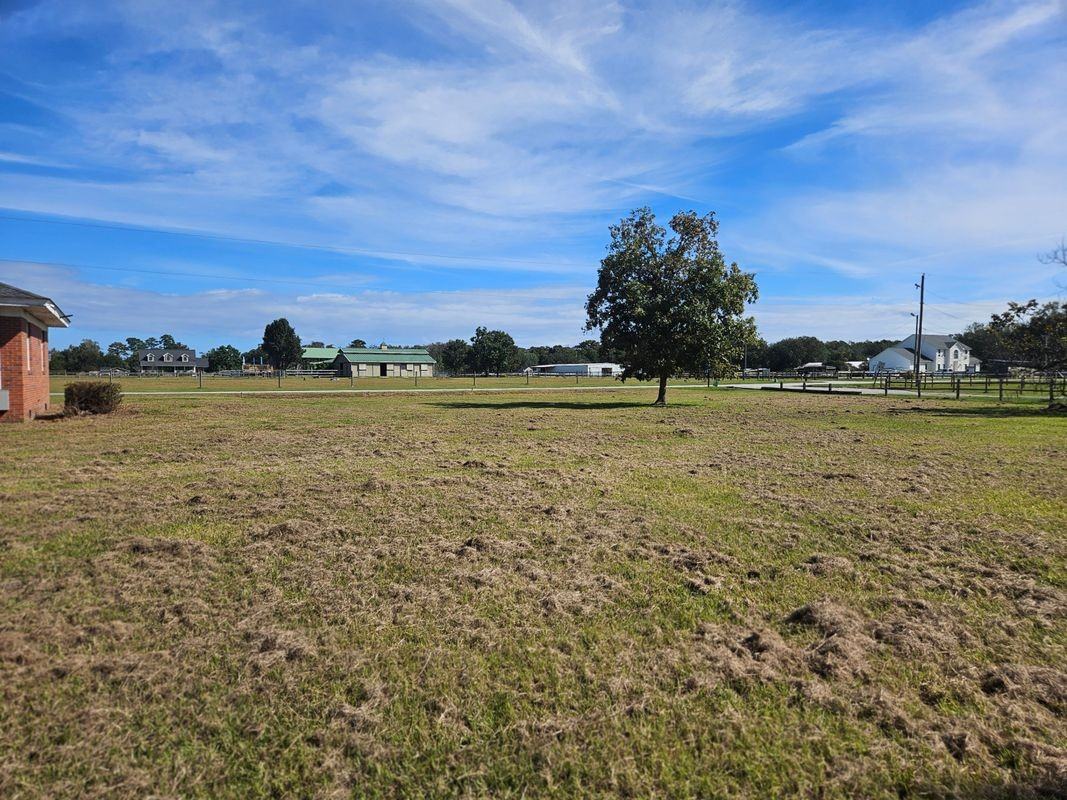 3500 Marathon Ave - Photo 2 of 26