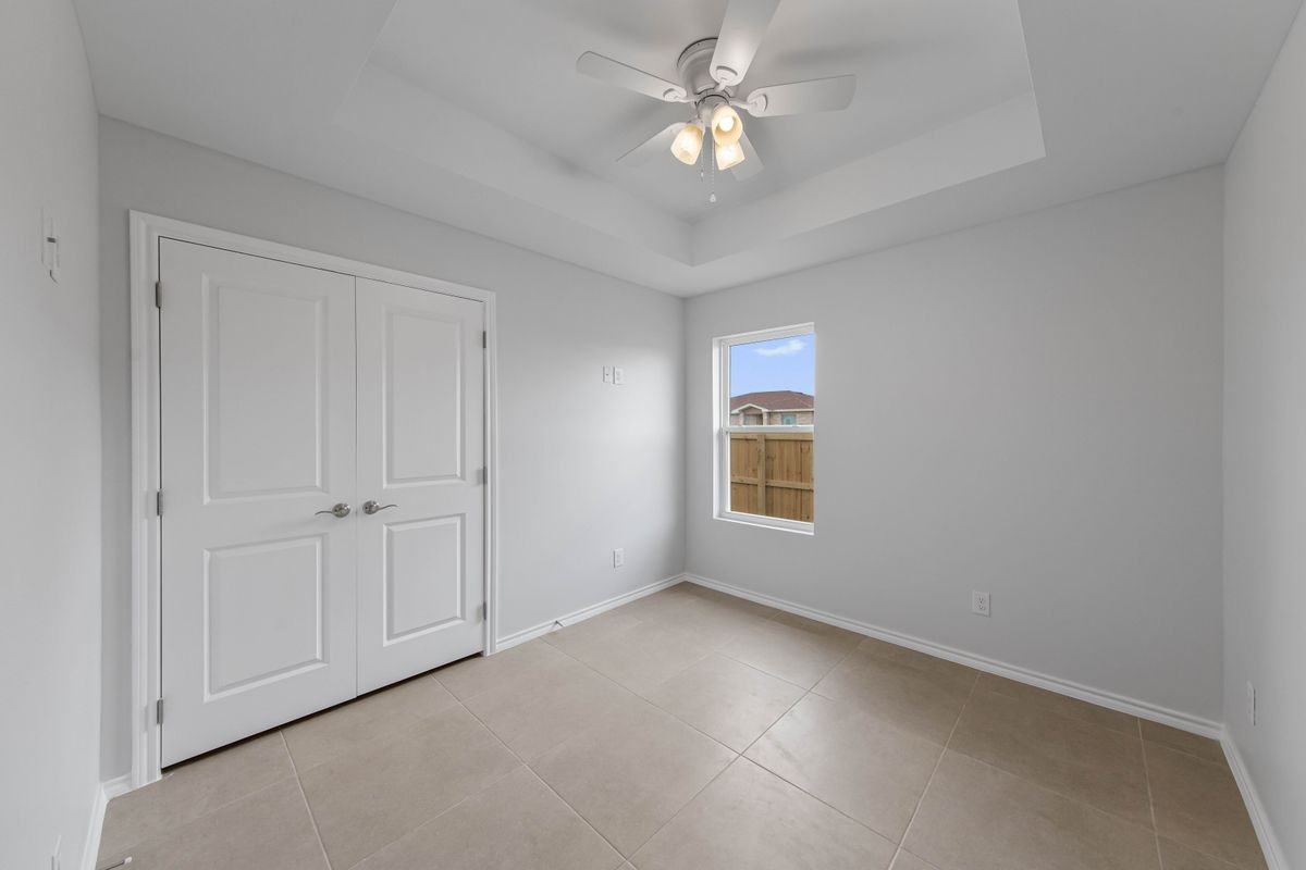 664 Marrs Ave ##B - Photo 6 of 19