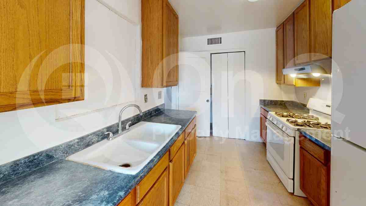 872 W Glenn St - Photo 5 of 38