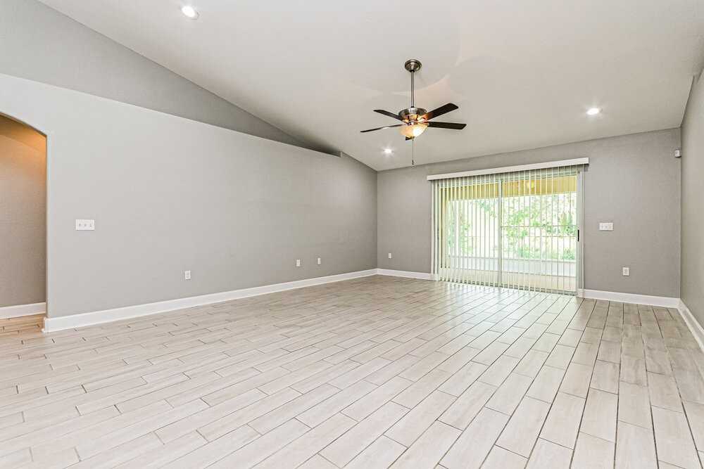 827 Auburn Preserve Blvd - Photo 4 of 16