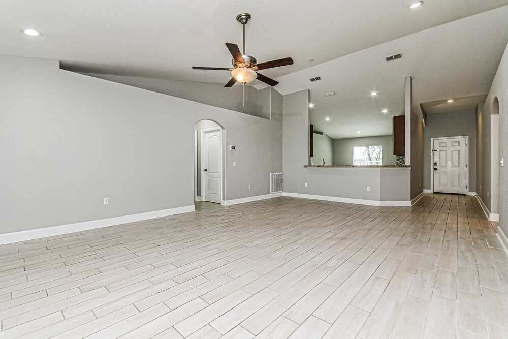 827 Auburn Preserve Blvd - Photo 6 of 16