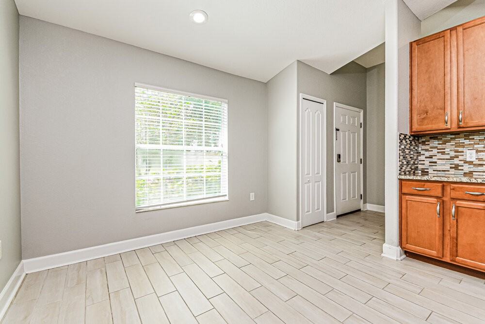 827 Auburn Preserve Blvd - Photo 7 of 16
