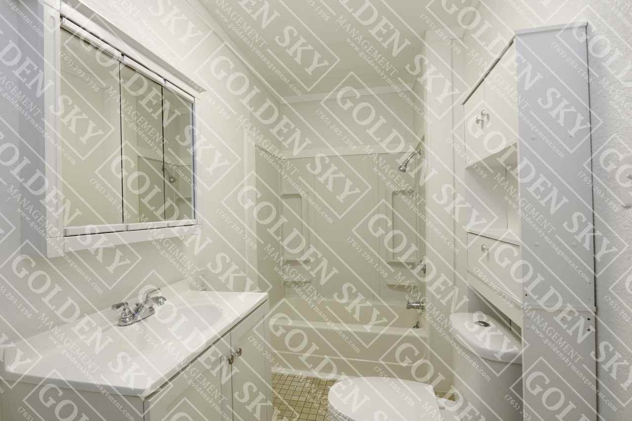 628 W Memorial Dr - Photo 4 of 8