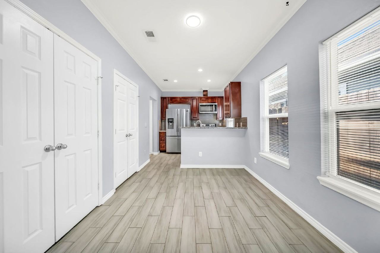 16961 W Hammon - Photo 5 of 13