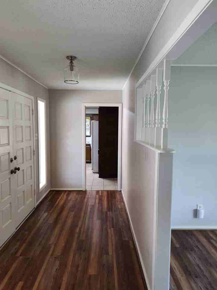 1717 N 29th St - Photo 2 of 27