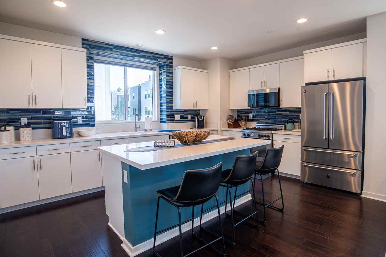 1562 Vista Del Mar Way #1 - Photo 2 of 35