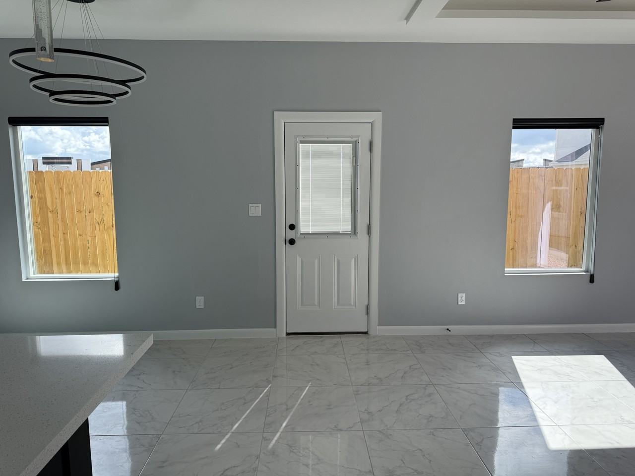 508 North Emerald Avenue #4 - Photo 5 of 17