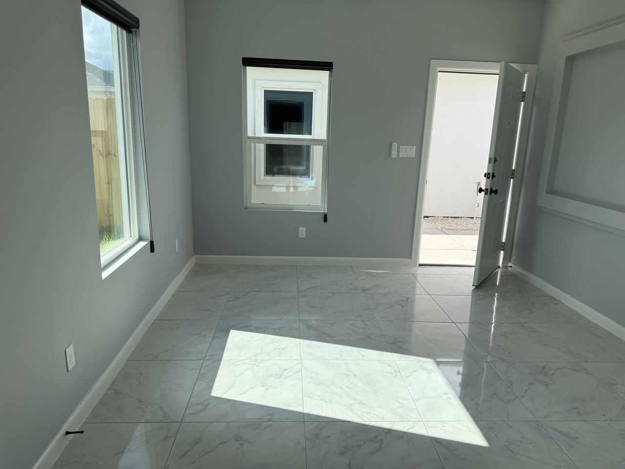 508 North Emerald Avenue #4 - Photo 6 of 17