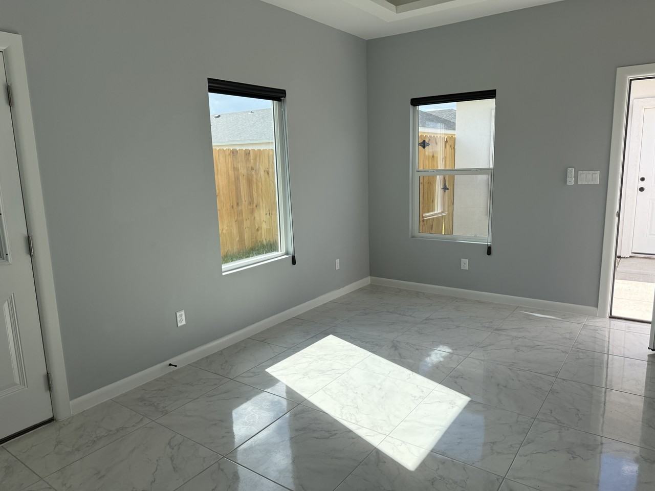 508 North Emerald Avenue #4 - Photo 7 of 17