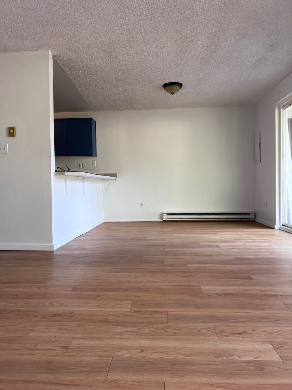 3810 D Pl Se #2 - Photo 3 of 6