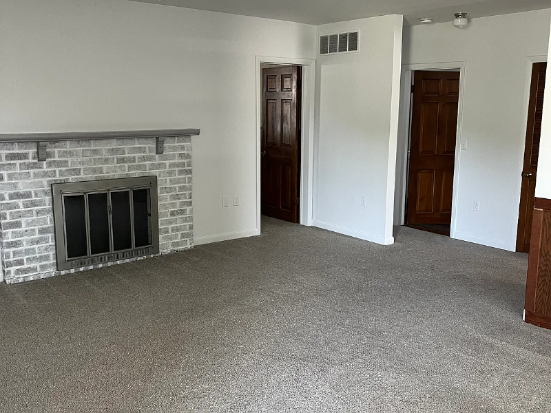 3442 Main St - Photo 2 of 11